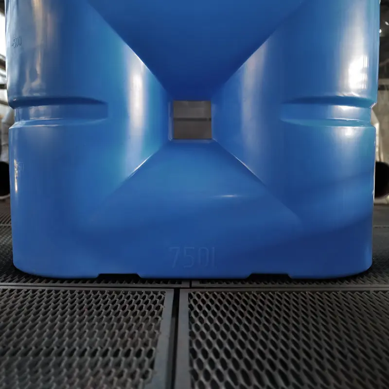 Емкость S 750 л под плотность до 1,2 г/см³ синяя